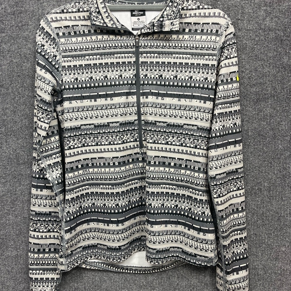 Nike Pro Dri-Fit Gray & Black Geometric Patterned Athletic Half-Zip Pullover M